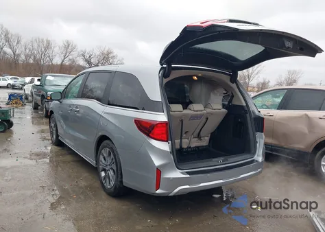 2025 Honda Odyssey Touring from USA, damaged, VIN 5FNRL6H85SB028084